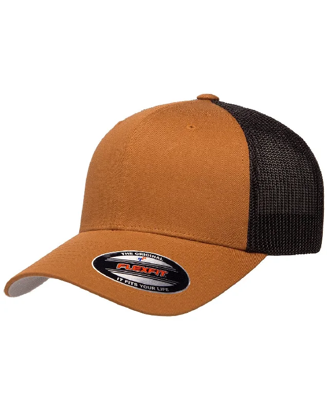 Yupoong Flexfit 6-Panel Trucker Cap | Caramel/ Black