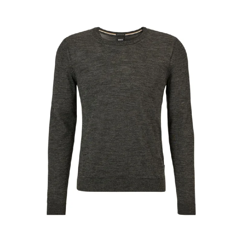 Slim-fit sweater in virgin wool with crew neckline