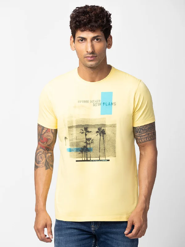 Spykar Men Yellow Cotton Regular Fit Half Sleeve Printed T-Shirt